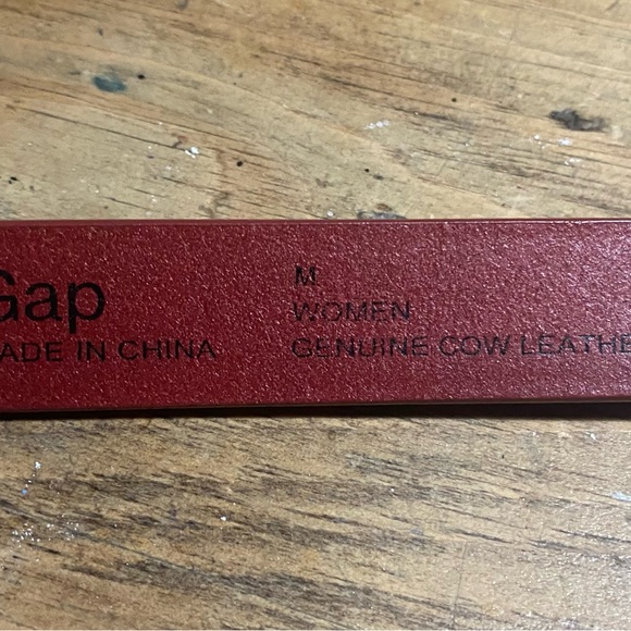 Women’s GAP leather belt - Picture 2 of 4